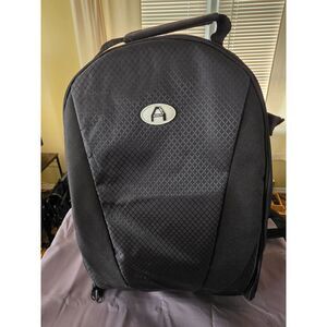 Camera Bag with Adjustable Inner Compartments